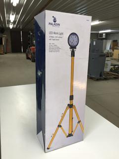 Paladin LED Work Light 18 Watt 1200 Lumens w/ Tri Pod Stand. 