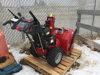 Craftsman Powered by Briggs & Stratton 27" Snowblower.