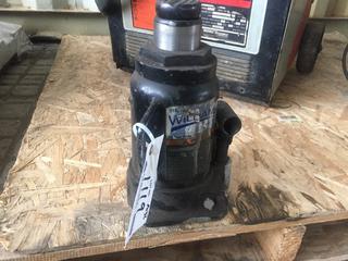 (1) Williams 20 Ton Bottle Jack.