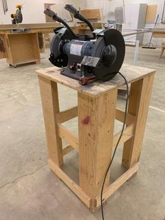 Pro Point 115V, 60Hz, 1/2hp 8" Bench Grinder.