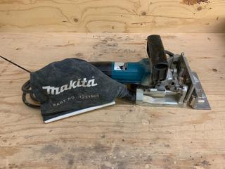 Makita Model PJ7000 120V Biscuit Joiner c/w Case.