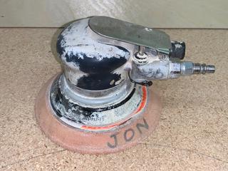 DynaBrade 3 1/2-4" Orbital Sander.