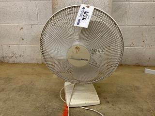 Homes 3-Speed Table Fan.