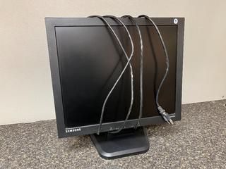 Samsung 913V Model LS19GSESB/XAA 19" Monitor.