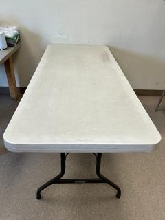 6' Folding Table.