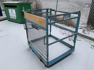 Ma-Tec 510 600Lbs. Capacity Man Basket, Fits Forks, 36" x 42" x 45".