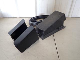 Miller RFCS-14HD Foot Control Pedal C/w 20ft Cable And Miller 300676/A Pipeworx Foot Control Bracket *Unused*