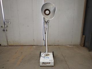 Allmand Port-A-Lite 1250W Portable Light Tower. SN 0034PAL09 *Note: Dent In Light Globe*