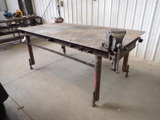 8ft X 4ft X 3ft Steel Work Table C/w Record 6in Bench Vise And Ridgid BC-610 1/4in-6in Pipe Vise