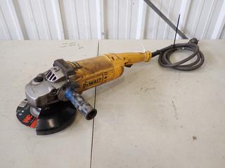 Dewalt D28499 120V 7in/9in Angle Grinder. SN 051574