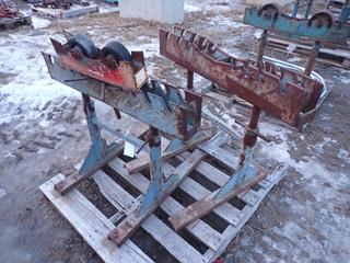 (2) Pipe Stands C/w (1) Roller Stand Head