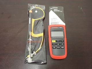 Amprobe Model TMD-50 Thermocouple K -Type Thermometer C/w NR-81532B Thermocouple Probe