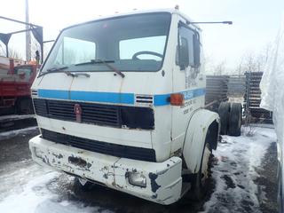1995 Kenworth K300 4X2 S/A Cab and Chassis C/w Cummins Diesel, 14,968kg GVWR, 5-Spd, Tekonsha Voyager Brake Control, Suspension And 11R22.5 Tires. Showing 555,281Kms. VIN 2NKPH77X7SM750762 *Note: Hole In Drivers Side Fender, Running Condition Unknown, VIN Search Produces 'Peterbilt K300'*