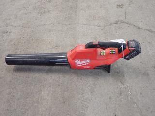 Milwaukee Fuel 18V Blower C/w (1) M18 Red Lithium Battery. SN J24AD184706149