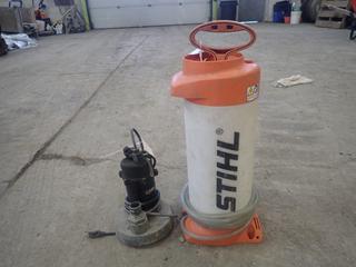 Everbilt Model SBA033BC 115V 1in Submersible Pump C/w STIHL 10L Hand Pump Sprayer