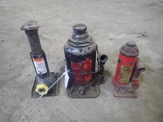 (1) 4-Ton Hydraulic Bottle Jack C/w (1) Motomaster Bottle Jack And (1) Car Jack