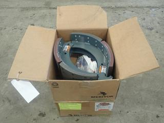 (2) Meritor Platinum Shield Brake Shoes C/w Reman Shoe Kit *Unused*