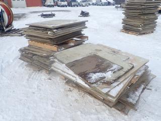 Qty Of Approx. 43in X 39in, 22in X 46in And Assorted Size Pieces Of Plywood