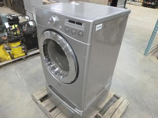 LG DLE5955S Front Load Dryer C/w Pedestal (V-4-3)