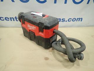 Milwaukee Portable Wet/Dry  Shop Vacuum Cleaner, Model 0780-20, 28V, 2 Gallon Capacity, V28 Lithium-Ion Battery Powered, SN B35A90814 4530 (R-5-1)