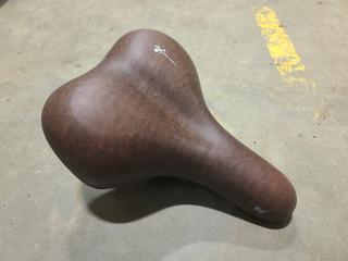 Unused Selle Royal Gel Bike Seat (B2)