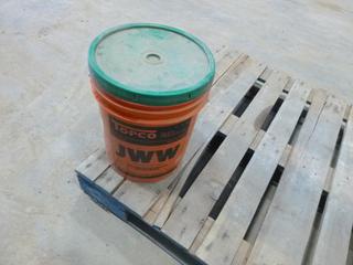 Unopened 16L Pail JWW Drill Collar Thread Compound (L-3-1)