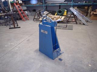 **Located Offsite @ Scott Can- 9523 49 Ave NW, Edmonton** Duro Dyne Model TBW 220V Spot Welder. SN 40798 *Note: No Equipment On-Site, Buyer Responsible For Loadout, For More Information Contact Chris @ 587-340-9961*
