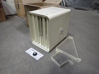 **Located Offsite @ Scott Can- 9523 49 Ave NW, Edmonton** Indeeco 1.93A 600V 3-Phase Unit Heater. SN 926U02000ZA-T *Unused* *Note: Small Dent In Screen, No Equipment On-Site, Buyer Responsible For Loadout, For More Information Contact Chris @ 587-340-9961*