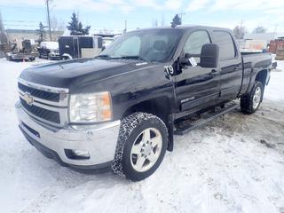 2014 Chevrolet Silverado 2500HD 4X4 Crew Cab Pickup c/w Duramax 6.6L HD Turbo Engine, Allison A/T, Back Up Camera And 265/60 R20 Tires. CVIP 03/2022. Showing 234,714kms. VIN 1GC1KYE83EF103297 *Note: Check Engine Light On, Hole In Driver Seat, Damage To Interior Driver Door Handle, Scratches And Chips In Box Of Truck*