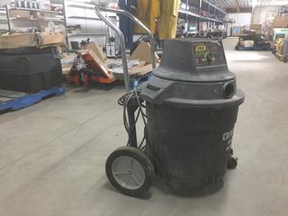 Craftsman 60L Blower/Shop Vac.