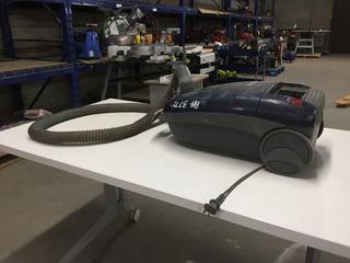 Kenmore Vacuum, Model # 116.22185701C. *Requires Repair*