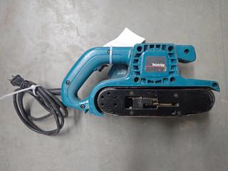 Makita  Model 9901 76mm Belt Sander.