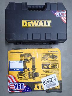 DeWalt Model DCD996P2 1/2 In. Brushless 3-Speed Hammer Drill Kit.