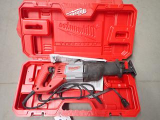 Milwaukee Heavy Duty Orbital Super Sawzall 3/4 In. Stroke, 6509-1 & Empty Milwaukee Case.