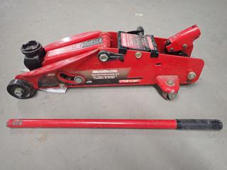 Motomaster 2-1/2 Ton Capacity Hydraulic Safety Locking Jack.