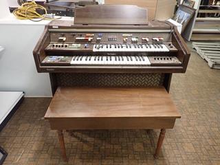 Technics Electronic Organ. Model # SX-U40. 