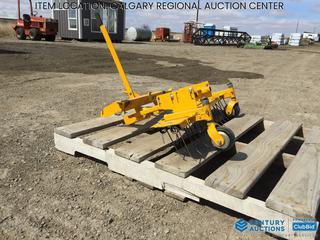 High River Location - Walker 40 In. Lawn Rake S/N DT18970.