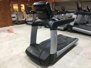 Life Fitness 95T Elevation Series Treadmill c/w FlexDeck Shock Absorption System, 0-15% Incline, 0.5-14mph, Interactive Workouts & 19 In. Discover SE Console, 120V, 20 Amp Plug, S/N AST171959.