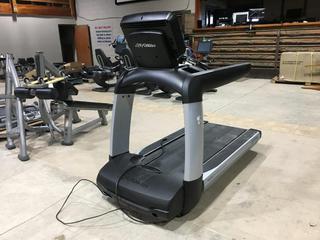 Life Fitness 95T Elevation Series Treadmill c/w FlexDeck Shock Absorption System, 0-15% Incline, 0.5-14mph, Interactive Workouts & 19 In. Discover SE Console, 120V, 20 Amp Plug, S/N AST171595.