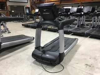 Life Fitness 95T Elevation Series Treadmill c/w FlexDeck Shock Absorption System, 0-15% Incline, 0.5-14mph, Interactive Workouts & 19 In. Discover SE Console, 120V, 20 Amp Plug, S/N AST159511.