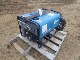 Miller Bluestar 185 120/240V Single Phase CC DC Welder/Generator C/w Kohler 12.75 Gas Engine And Welding Cable. Showing 298hrs. SN MB380086R