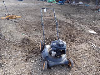 Poulan Pro 21in Lawn Mower C/w Briggs & Stratton Engine. SN 030316M014493 *Note: Parts Only*