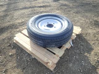 (1) Avon Avanza AVS 205/75 R16 Tire