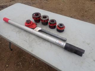 Ridgid Pipe Threader C/w 1/2in-3/4in, 1in, 1 1/2in And 2in Threader Heads