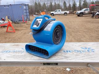 Quest Air C100 Plus 115V Air Mover. SN M1187299