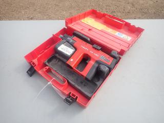 Hilti DX-450 6.8/11 Nailer. SN 600613