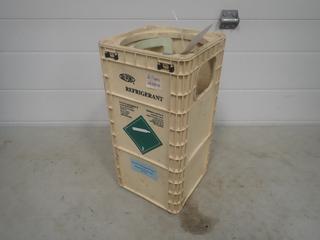 Dupont R-134AUN3159 Refrigerant Gas C/w Refillable Cylinder And Reusable Crate