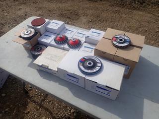 Qty Of Jet 4 1/2in Knot Twisted Conical Brushes C/w Jet 5in Surface Conditioning Discs, Powerblend 4 1/2in Discs, Powerblend 5 X 7/8in Coarse Discs And Assorted Grinding Discs *Unused*