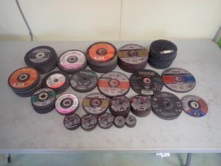 Qty Of Assorted 4in, 5in, 6in And 7in Grinding Discs *Unused*
