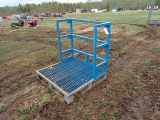 40in X 41in X 43in Steel Bottle Storage Rack w/ Fork Pockets